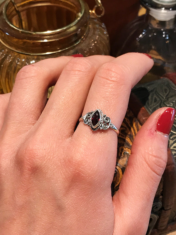 Garnet Alta Ring - Marquise (US 9.5) - Jewels & Gems