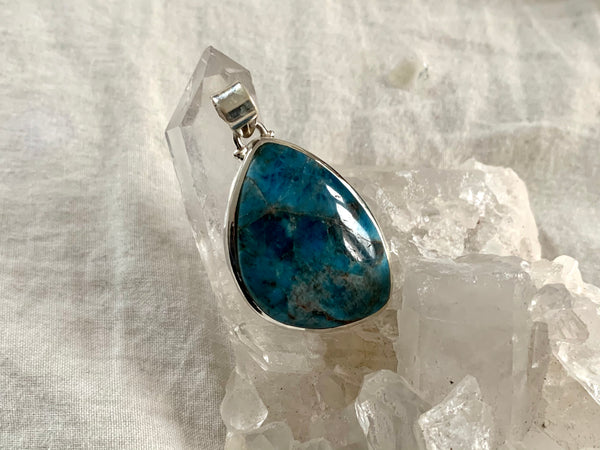 Blue Apatite Naevia Pendant - Freeform - Jewels & Gems