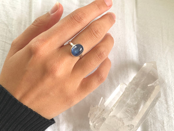 Kyanite Ari Ring - Small Oval - Jewels & Gems