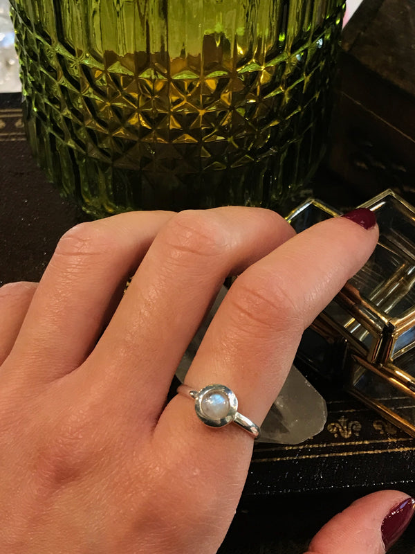 Moonstone Calix Ring - Jewels & Gems