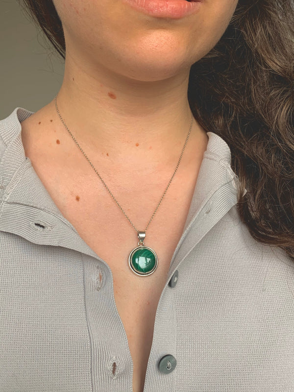 Malachite Brea Pendant - Round - Jewels & Gems