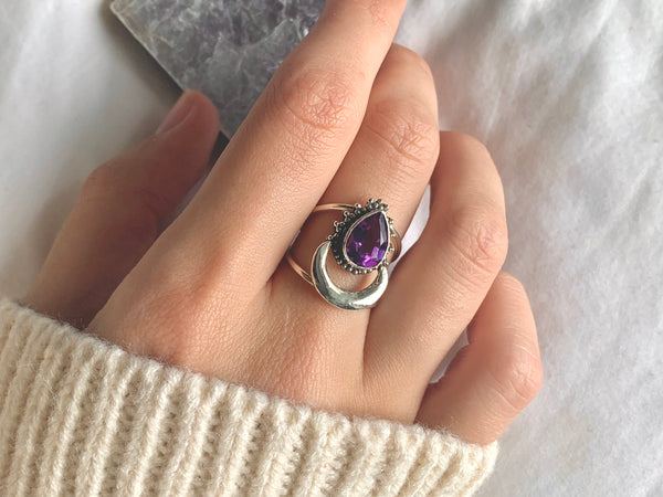 Amethyst Seraphina Ring (Faceted) - Jewels & Gems