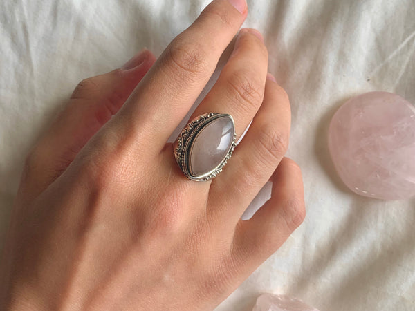 Rose Quartz Kai Ring - Jewels & Gems