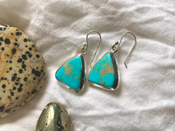 Arizona Turquoise Naevia Earrings - Triangle - Jewels & Gems