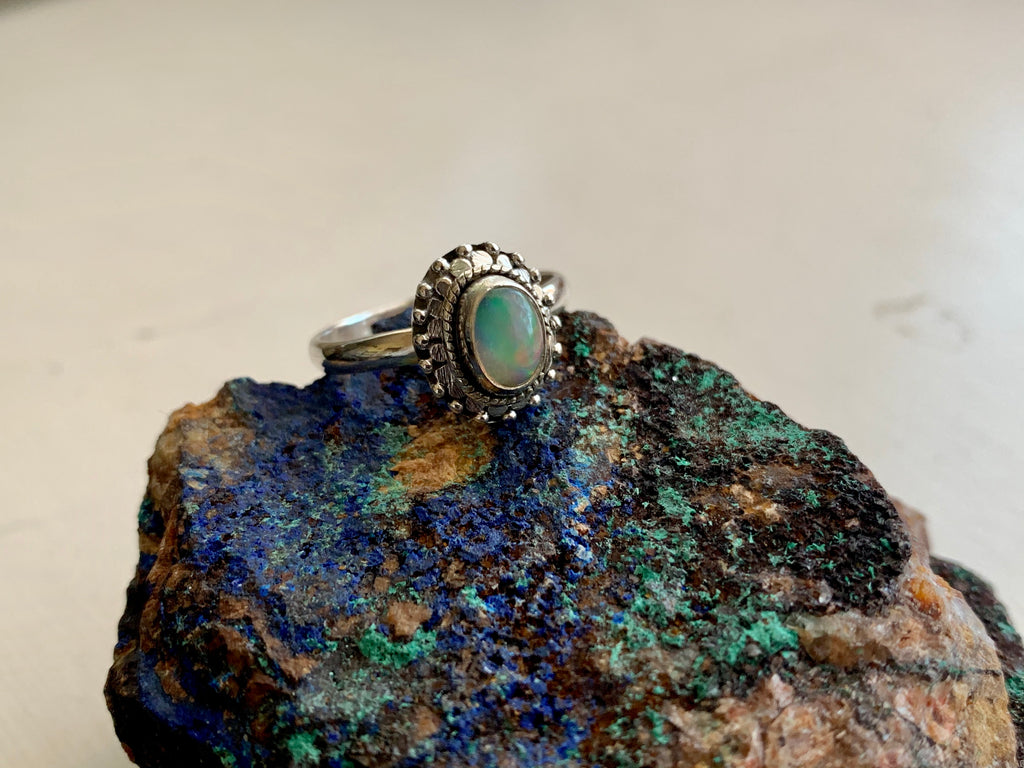 Opal Lia Ring - Jewels & Gems