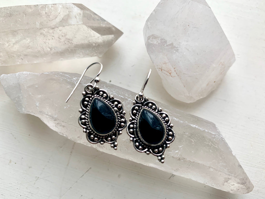 Onyx Nissa Earrings - Drop / Oval - Jewels & Gems