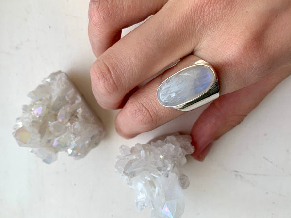 Moonstone Signet Ring - Jewels & Gems