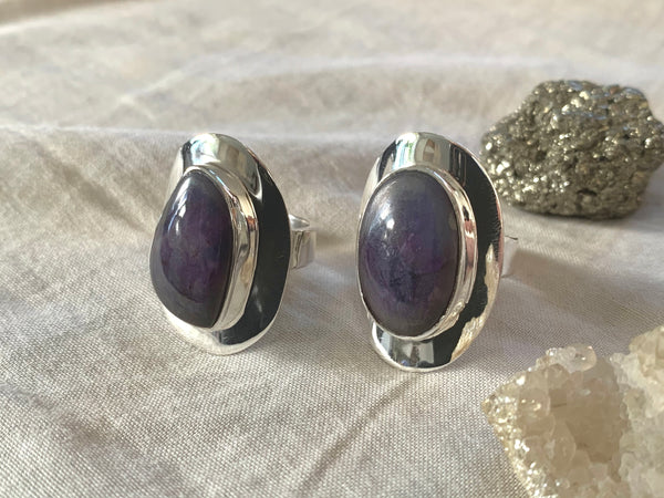 Sugilite Medea Ring - Small Oval / Freeform - Jewels & Gems
