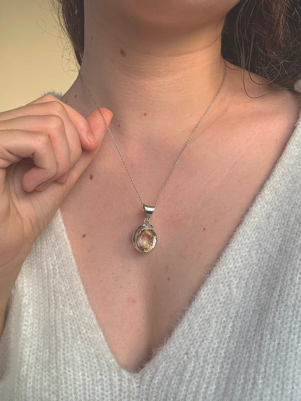 Citrine Ansley Pendant - Small Round - Jewels & Gems