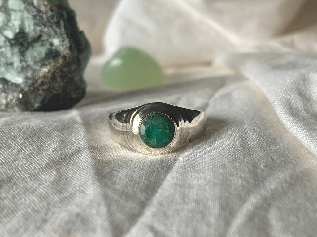 Semi-precious Emerald Lugo Ring - Jewels & Gems