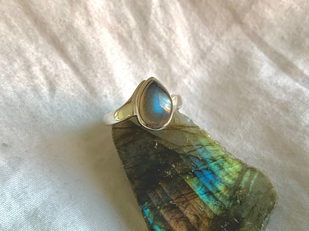 Labradorite Efimia Ring - Teardrop - Jewels & Gems