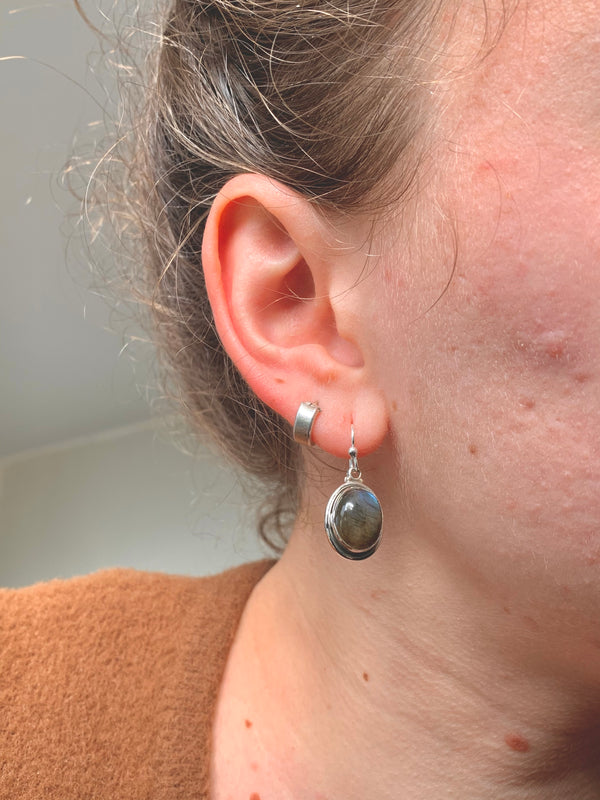 Labradorite Brea Earrings - Oval - Jewels & Gems