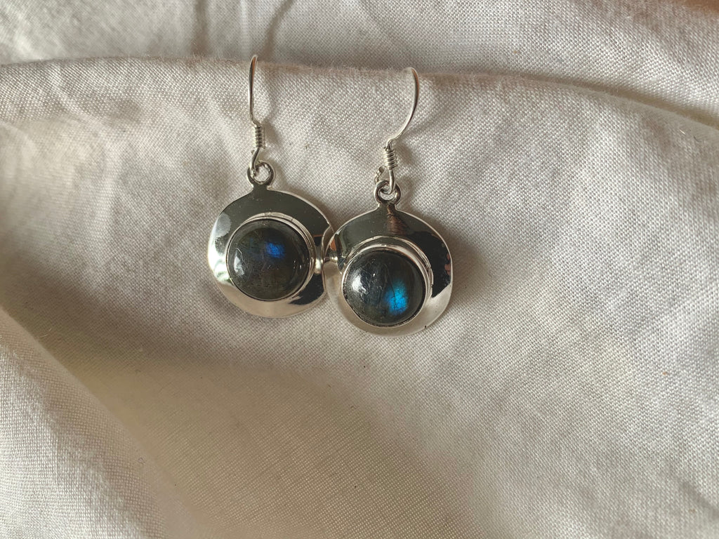 Labradorite Medea Earrings - Round - Jewels & Gems