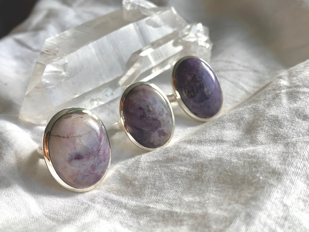 Tiffany Stone Naevia Ring - Oval - Jewels & Gems