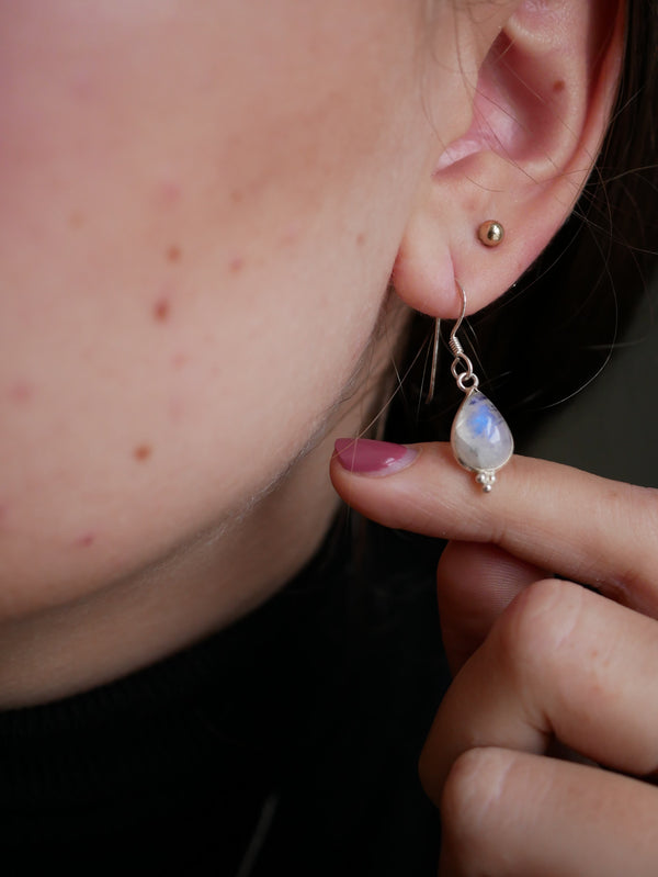 Moonstone Akoni Dot Earrings - Jewels & Gems