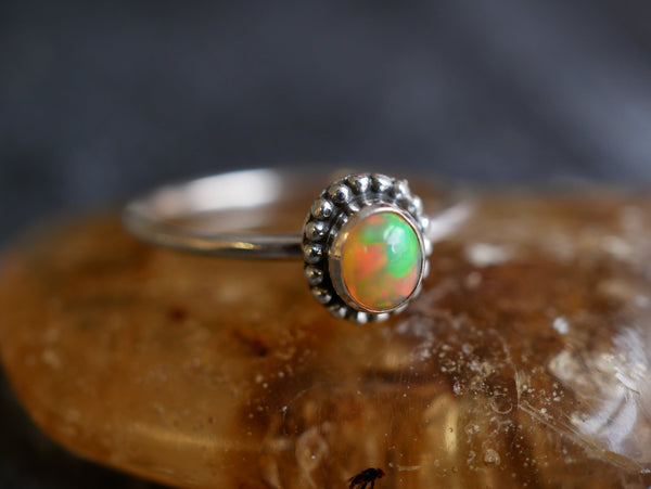 Ethiopian Opal Mini Gala Ring - Jewels & Gems