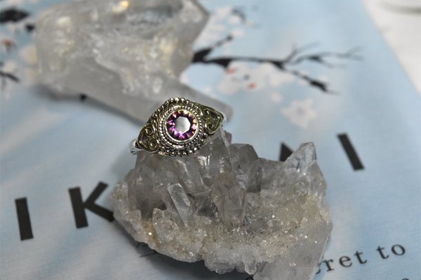 Mystic Topaz Vilho Ring - Jewels & Gems
