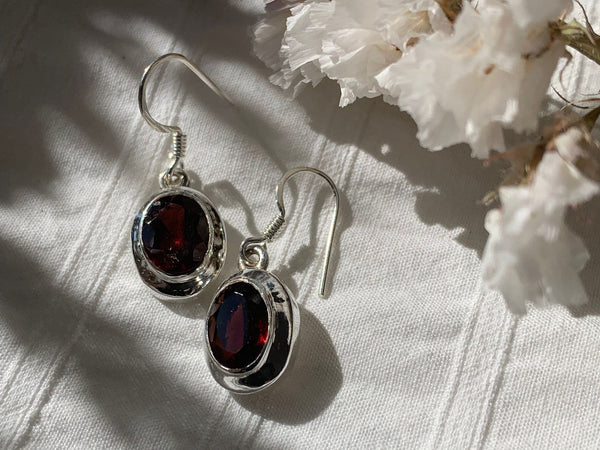 Garnet Ansley Earrings - Faceted Oval - Jewels & Gems