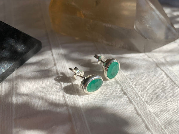 Emerald Naevia Studs - Oval - Jewels & Gems