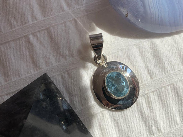 Blue Topaz Medea Pendant - Small Oval - Jewels & Gems