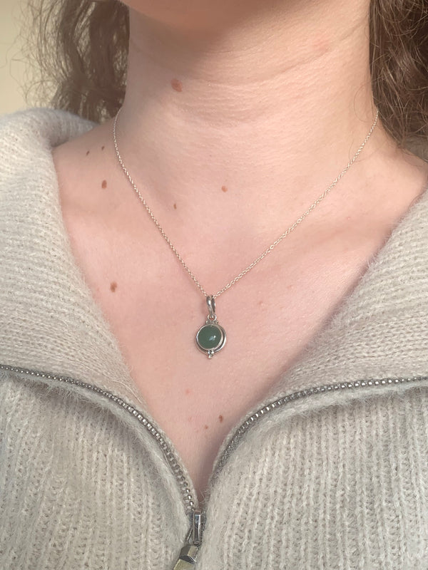 Green Onyx Ari Dot Pendant - Jewels & Gems
