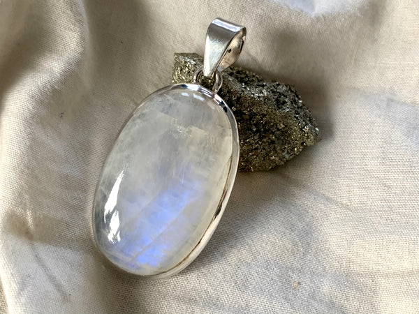 Moonstone Naevia Pendant - Large Oval - Jewels & Gems