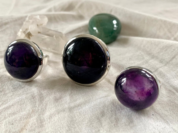 Dark Amethyst Naevia Rings - Round (One of a kind) - Jewels & Gems