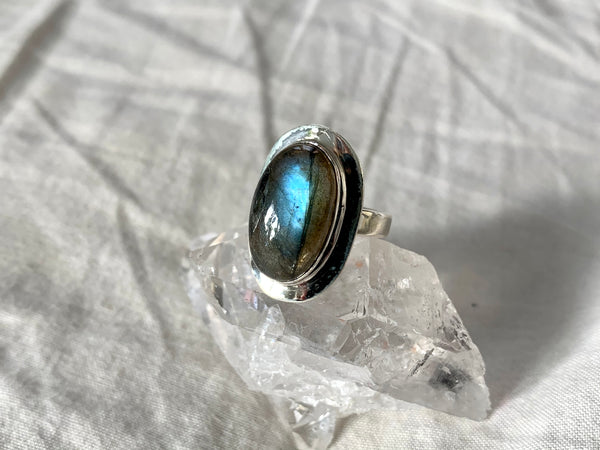Labradorite Medea Ring - Jewels & Gems