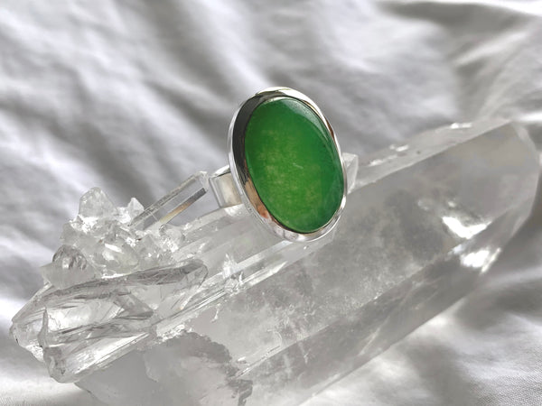 Nephrite Jade Naevia Ring - Reg. Oval - Jewels & Gems