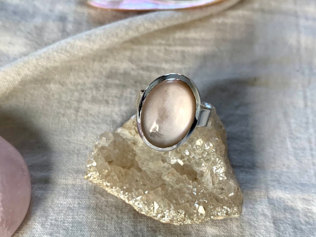 Peach Moonstone Naevia Ring - Jewels & Gems