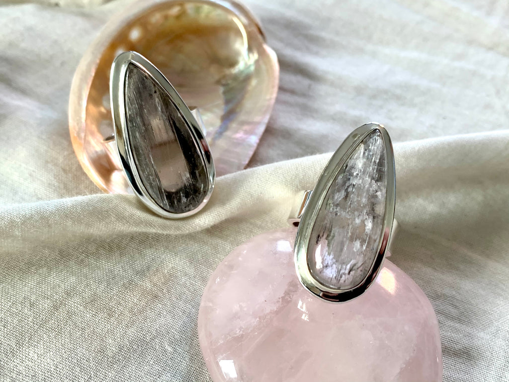 Kunzite Ansley Ring - Long Teardrop - Jewels & Gems
