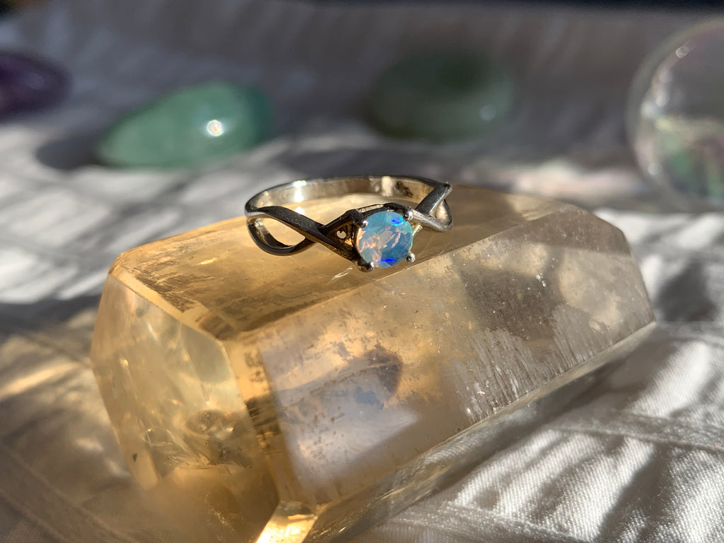 Ethiopian Welo Opal Epona Ring - Jewels & Gems
