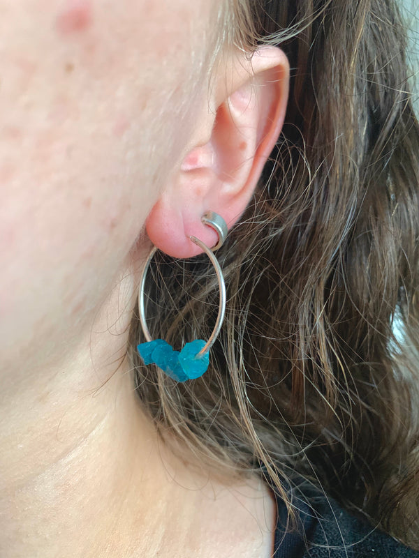 Raw Dark Blue Apatite Hoop Earrings - Jewels & Gems