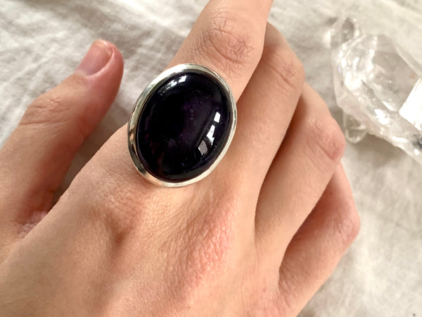 Dark Amethyst Naevia Ring - Large Oval - Jewels & Gems