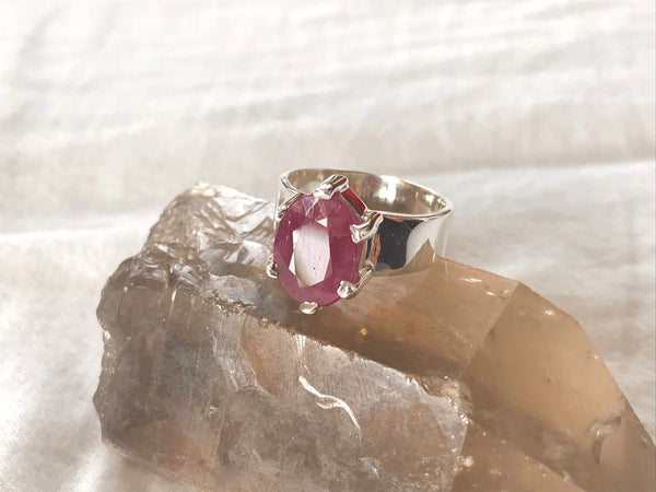 Ruby Melusine Ring - Jewels & Gems