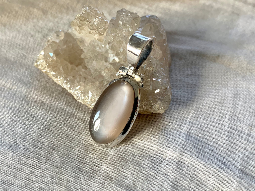Peach Moonstone Quintia Pendant - Long Oval (One of a kind) - Jewels & Gems