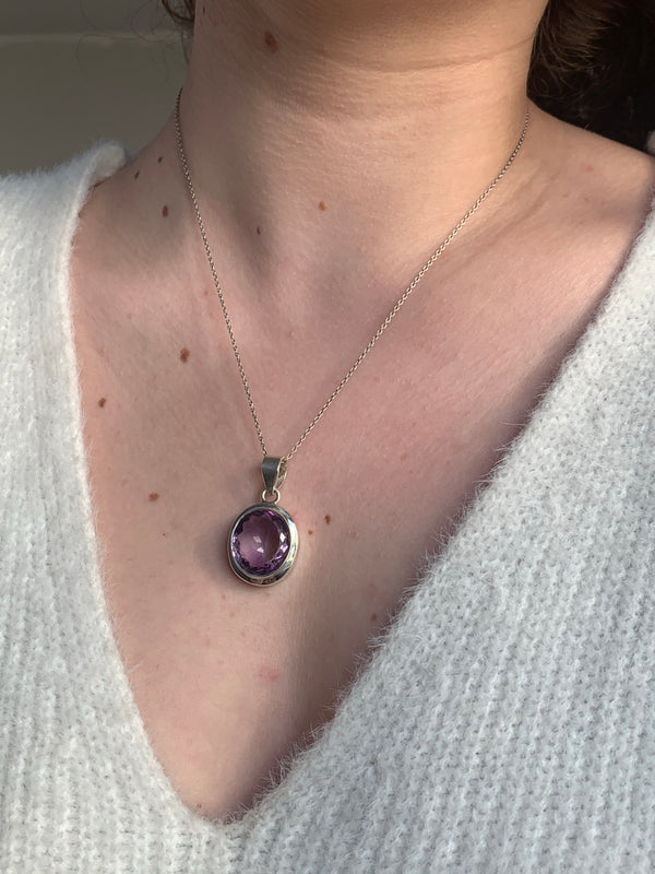 Amethyst Ansley Pendant - Faceted Round - Jewels & Gems