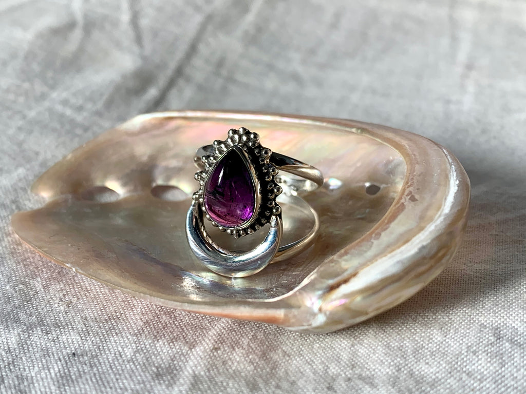 Amethyst Seraphina Ring - Jewels & Gems