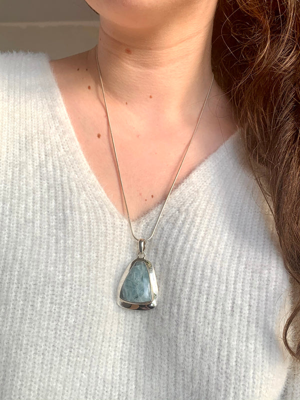 Aquamarine Medea Pendant - Bell - Jewels & Gems